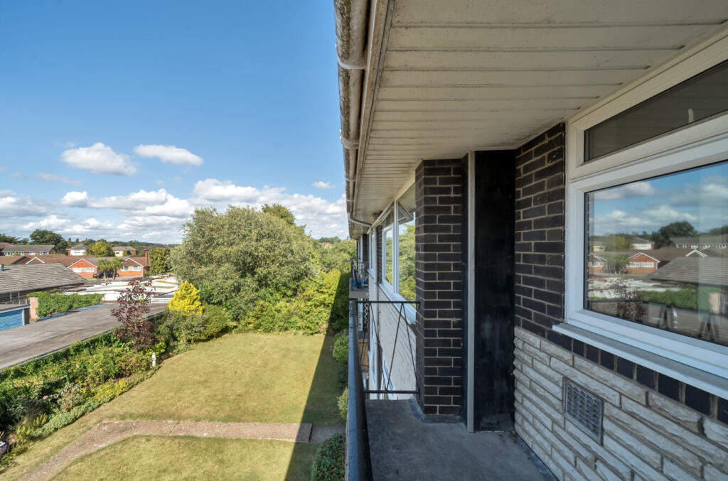 1342306-6-689dfde...