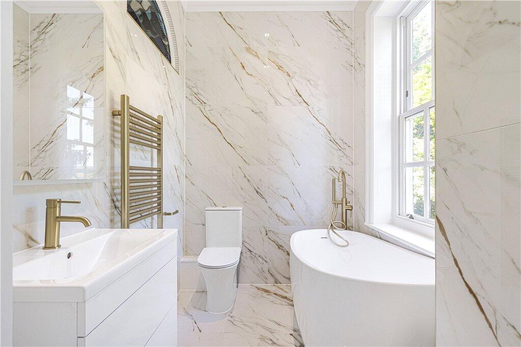 Ensuite