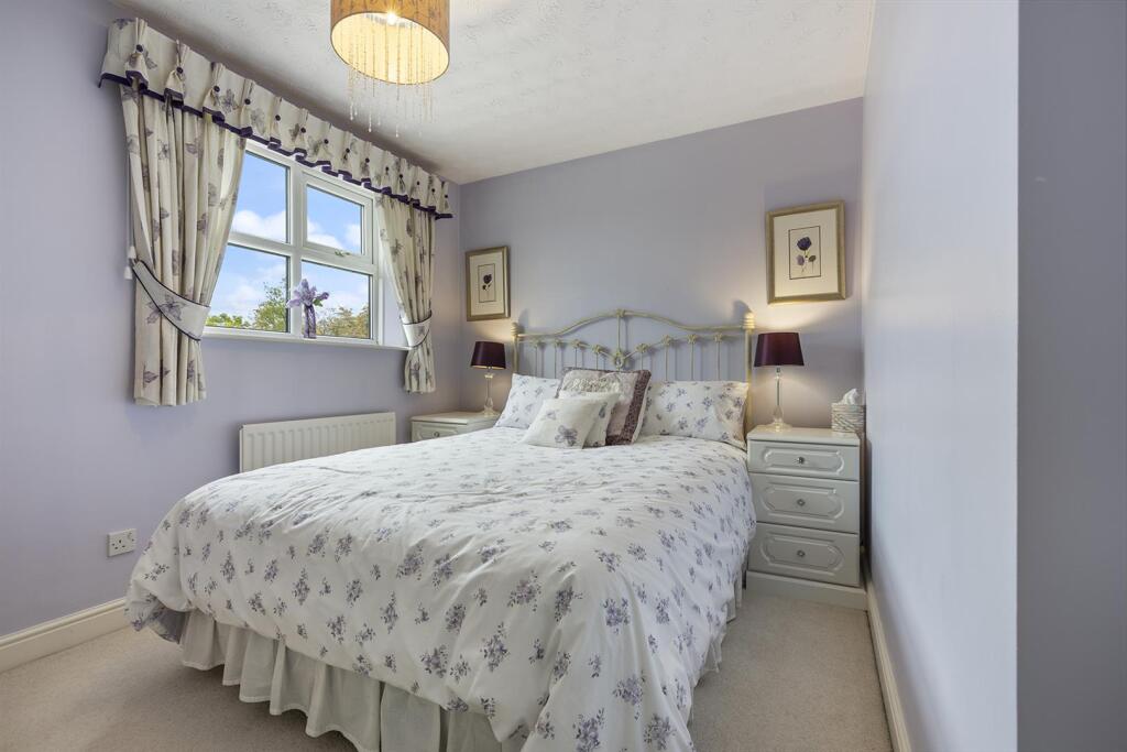 36 Blacksmith Fold, Almondbury 18_297.jpg