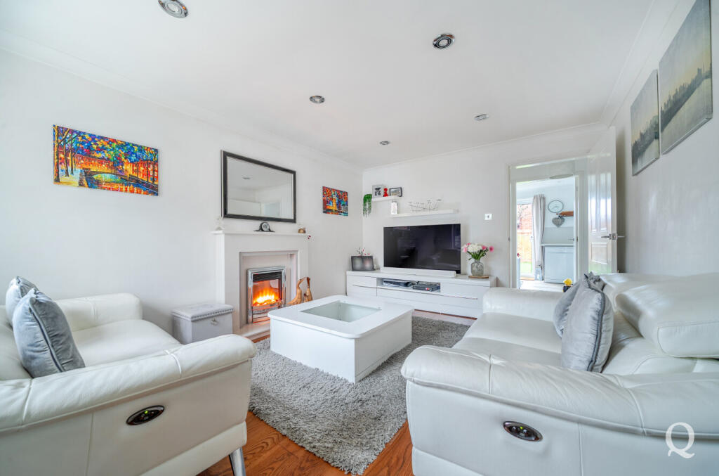 ed028e1b-f495-4f8...