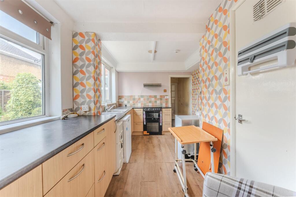 Kitchen/Breakfast Room