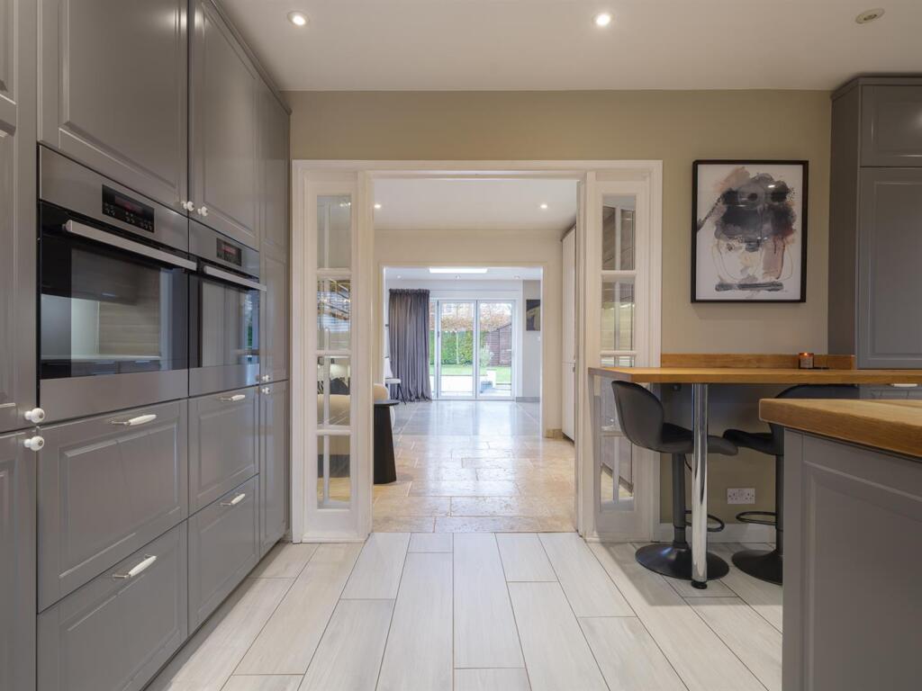 50a Stanton St Quintin-42.jpg