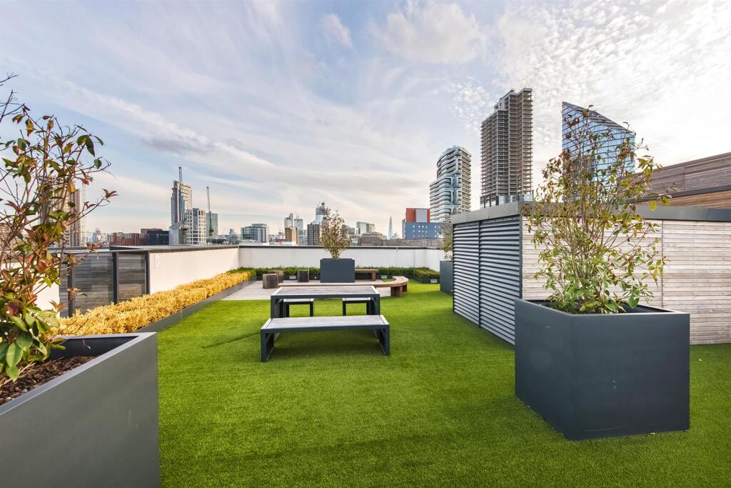 Roof terrace 2