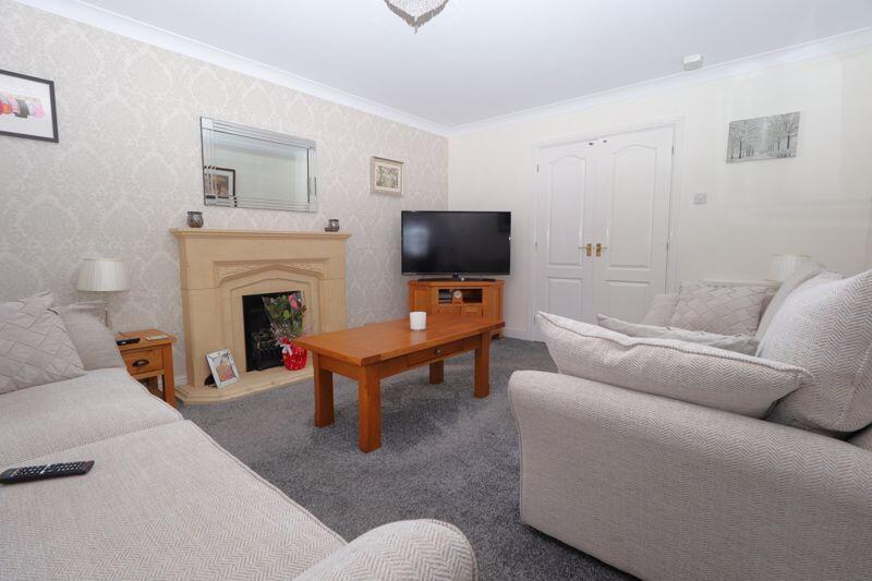 Bay Fronted Lounge 
