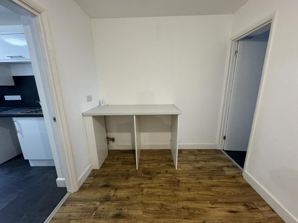 Hall/Dining Area