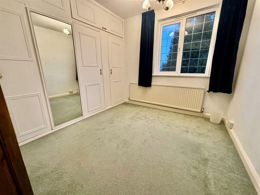 bedroom 3.jpg
