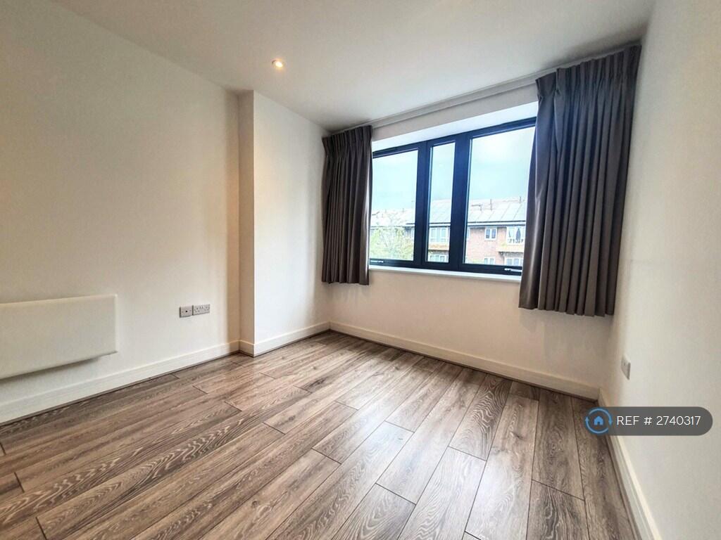 Large Double Bedroom