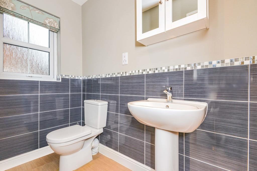 En-suite Shower R...