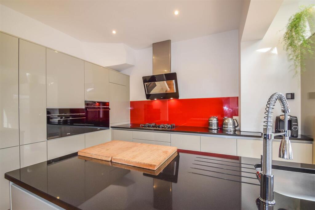 Kitchen - Family Room