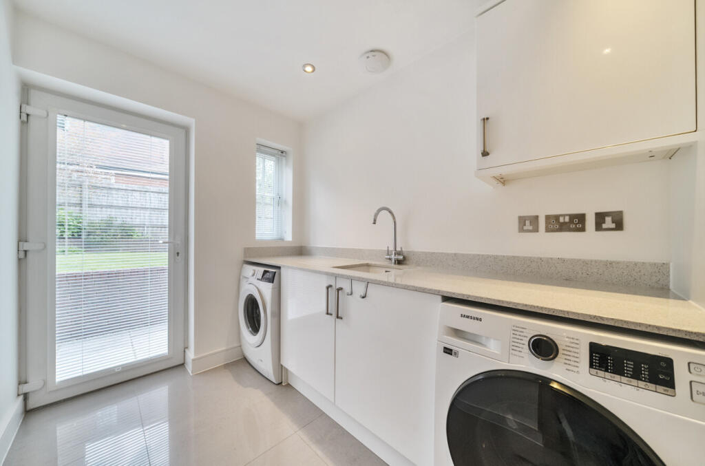 1309481-11-684855...