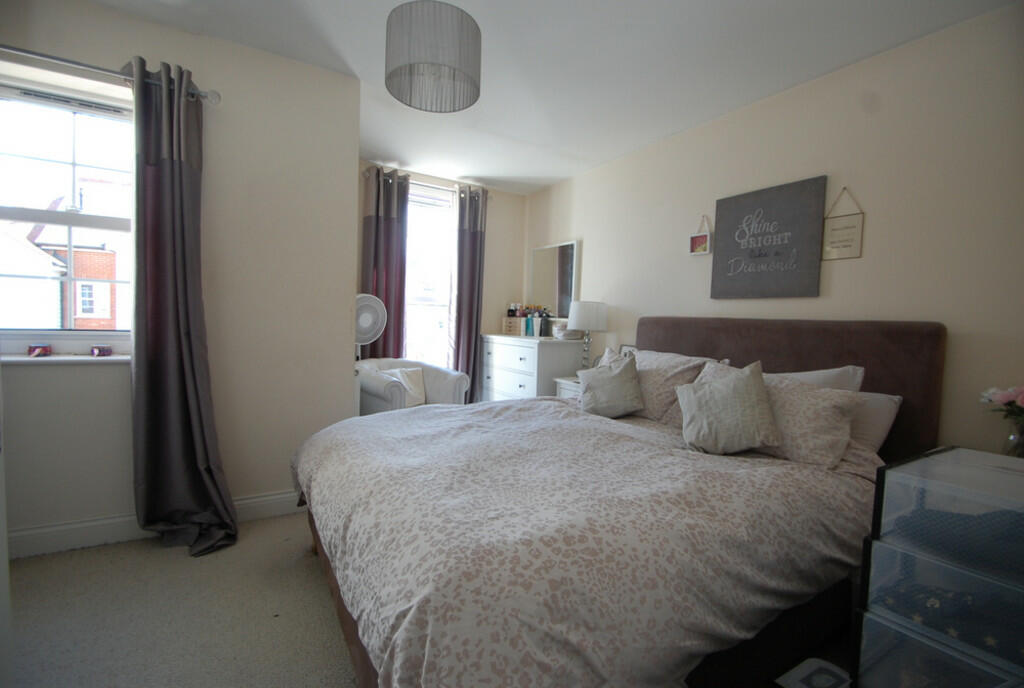 bed 1