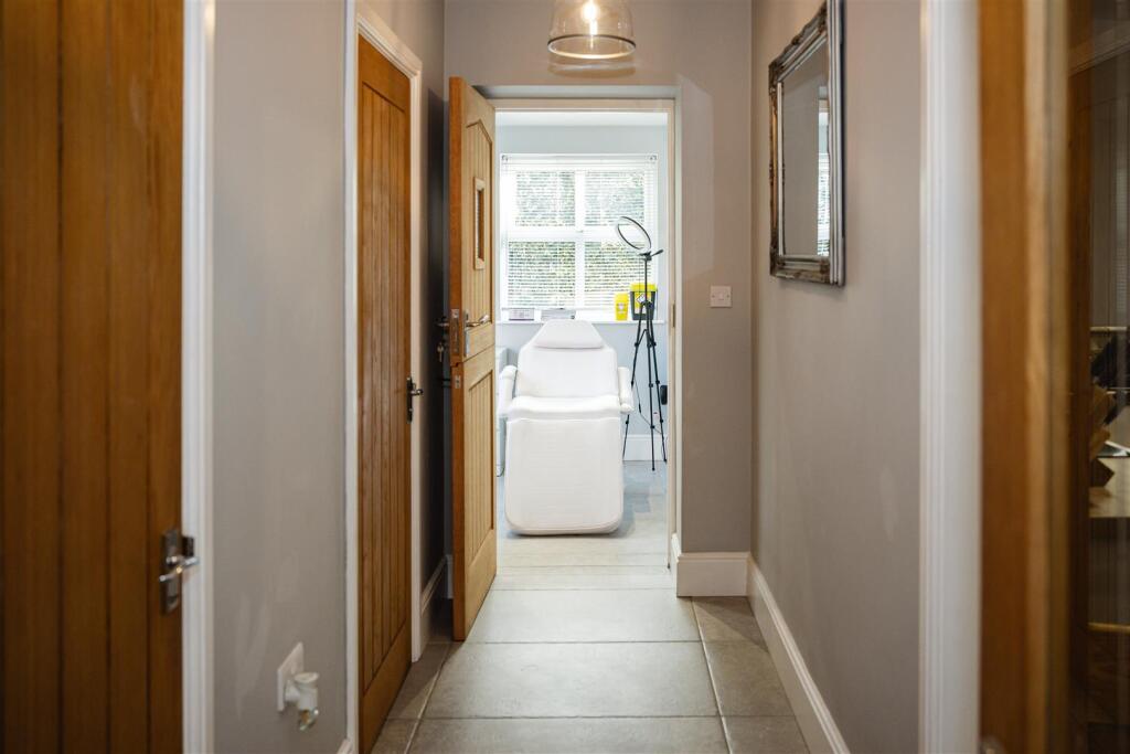 Adamlvphotography- Bramble House-85.jpg