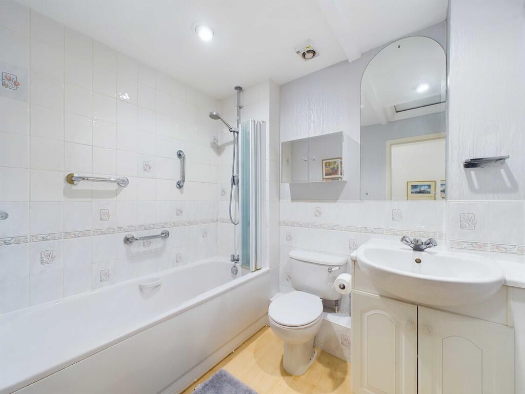 CAM03741G0-PR0058...