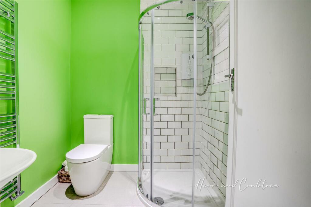 Queen Anne Square, Cardiff, HernCrabtree (36).jpg