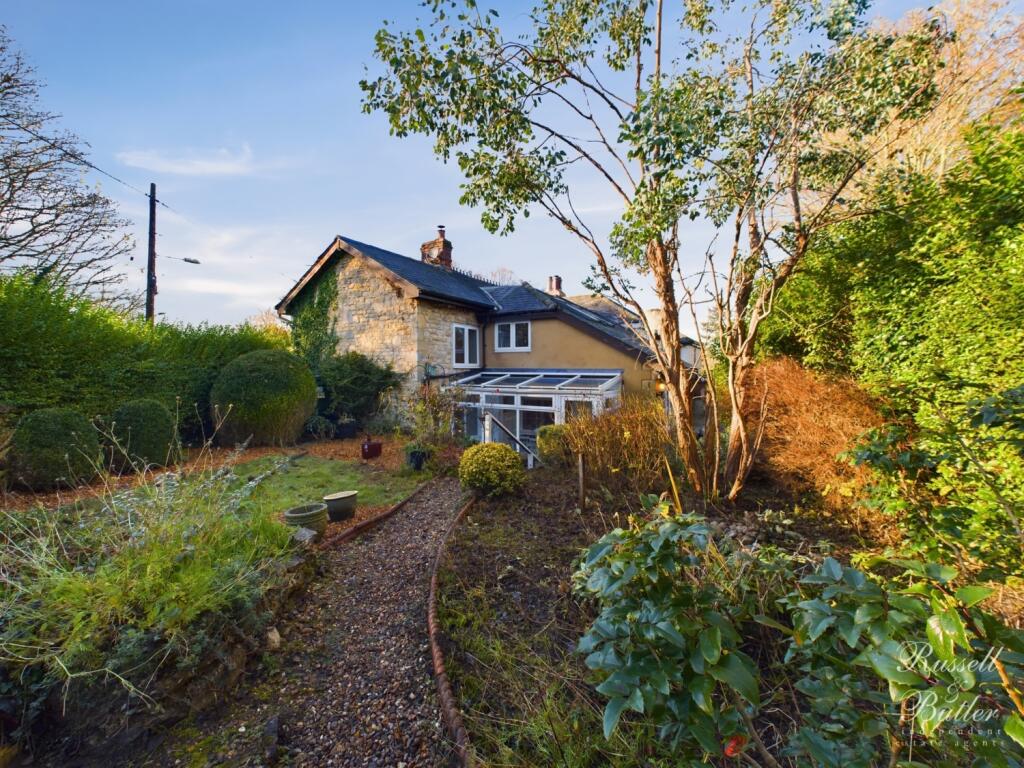 CAM01995G0-PR0228-STILL050