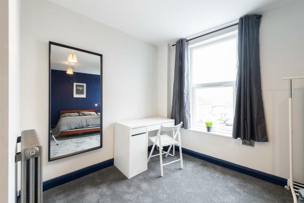 Flat 2 Flats 1-4 at 81 Devon Road Bristol BS5 6ED 