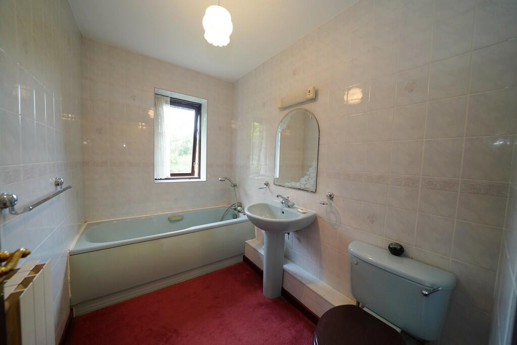 Bedroom 2 Ensuite