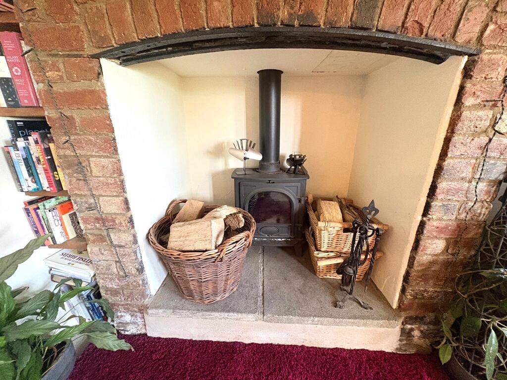 Bramley Cottage, Buckerell