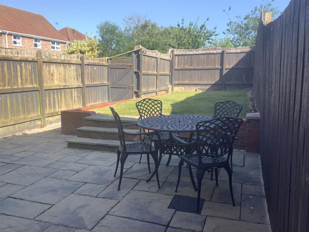 garden2.jpg