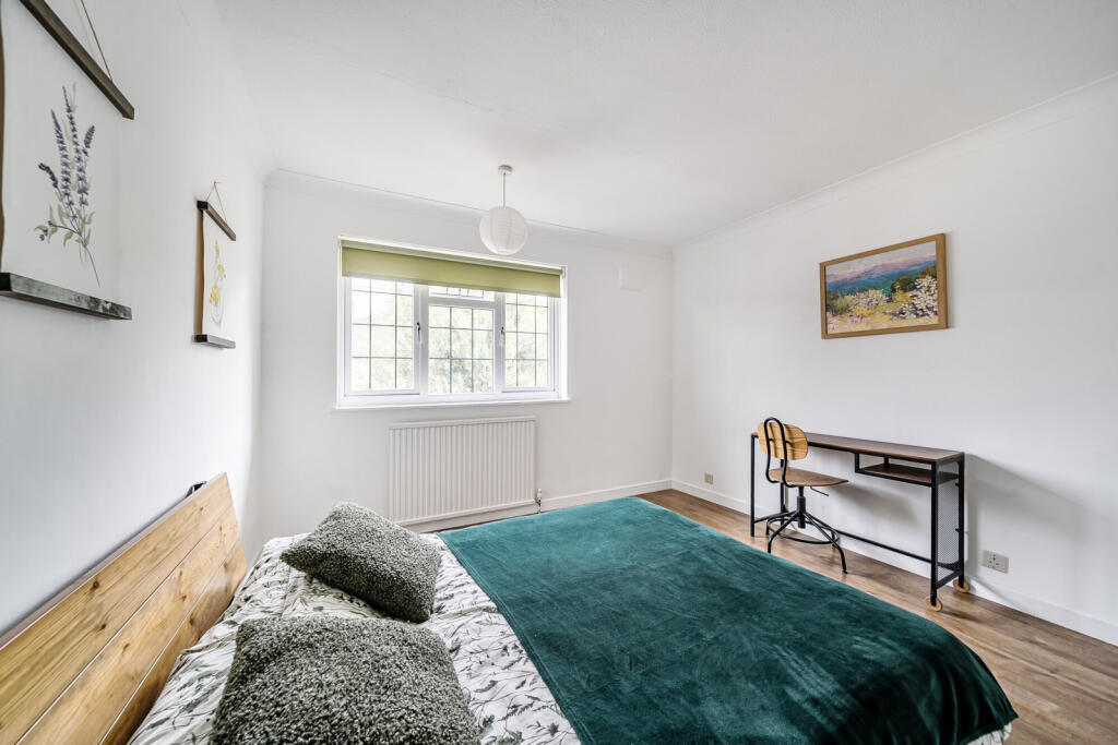 1327445-16-687939...