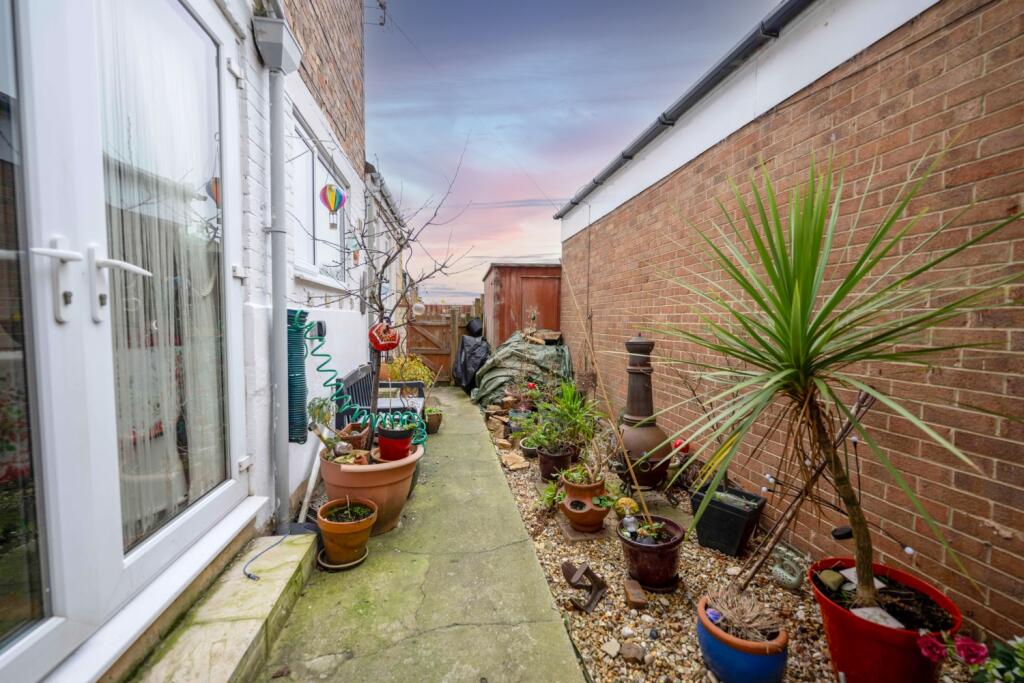 Upleatham Street Saltburn EweMove-14