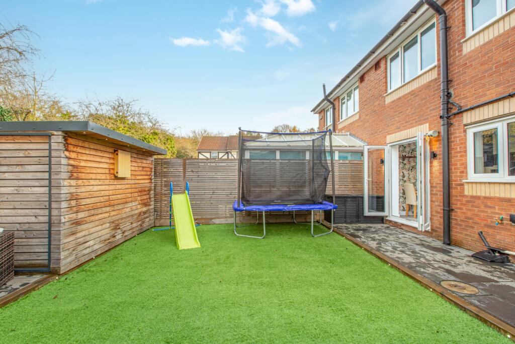 Rosemount Drive - Garden 2 - EweMove Pontefract