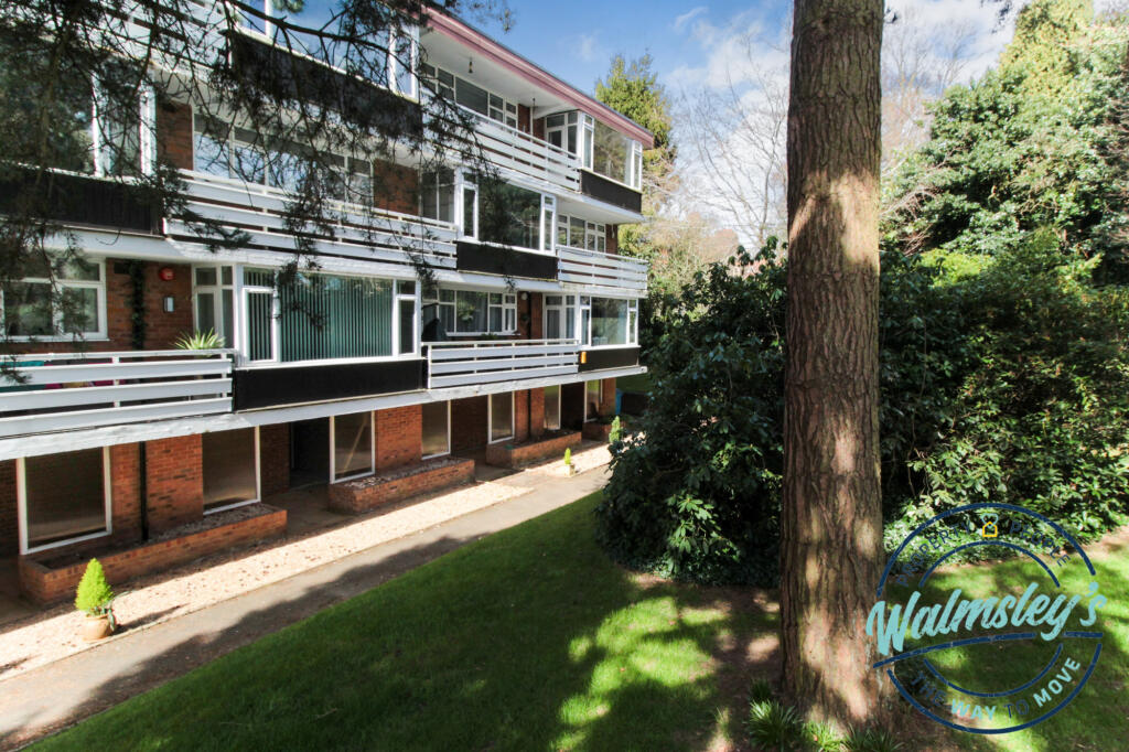Rear elevation &amp; balcony