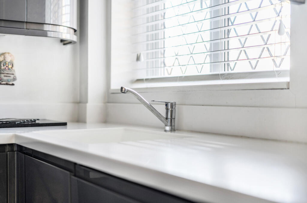 1294213-9-68271f2...