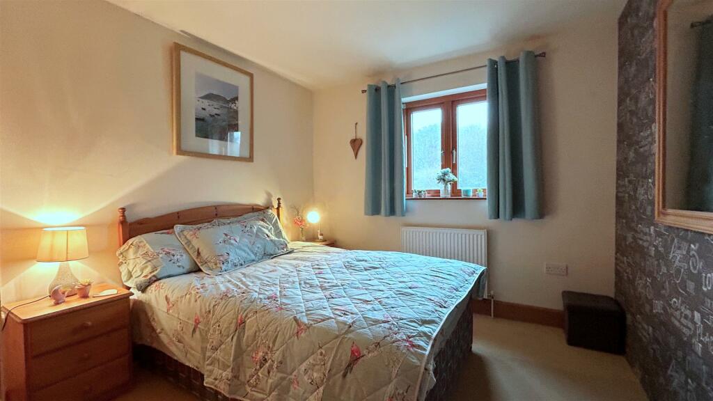 Bedroom 2.1.jpg