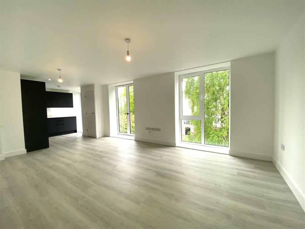 Open plan living kitchen a.jpg