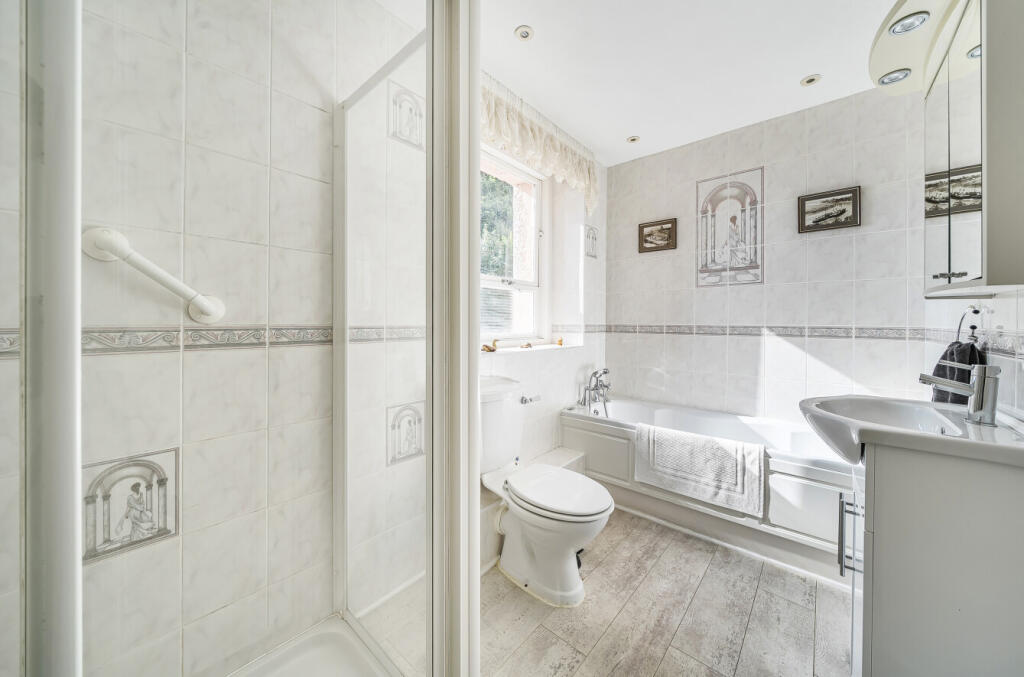 1335581-15-6899e5...