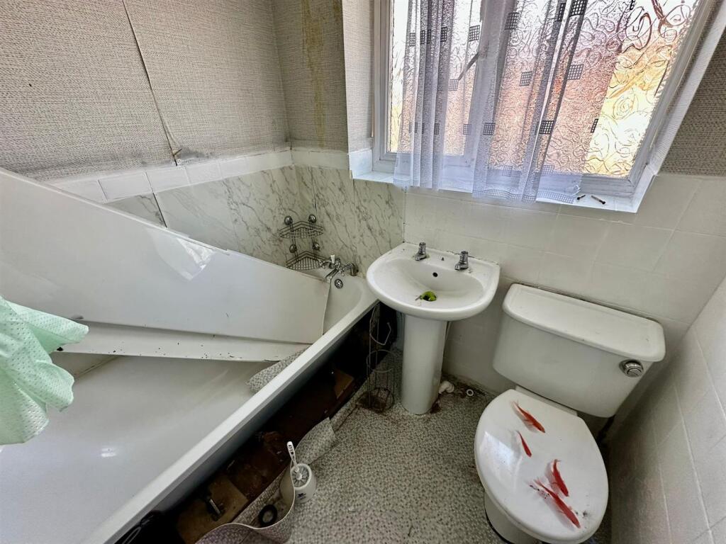 WhatsApp Image 2025-09-29 at 13.08.32_ce0fa02d.jpg