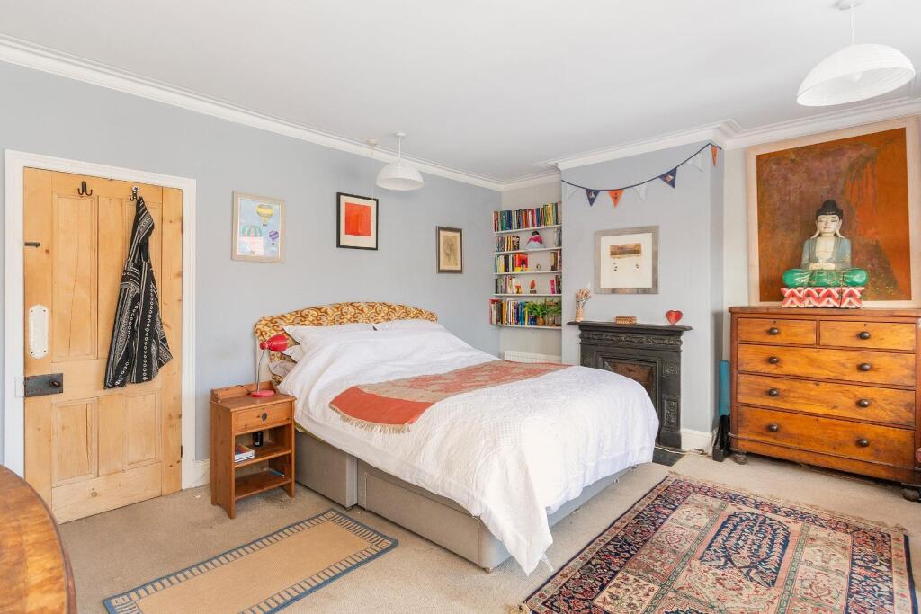 2S0RKE - Bedroom K.jpg