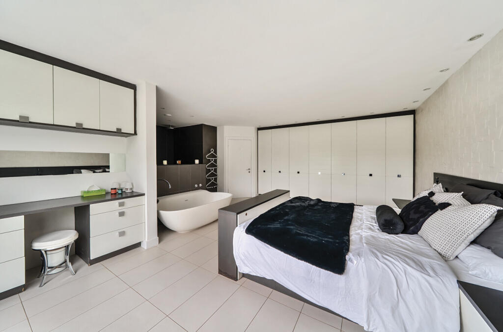 1326956-20-687639...