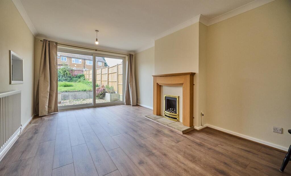 Rear Lounge/Dining Room