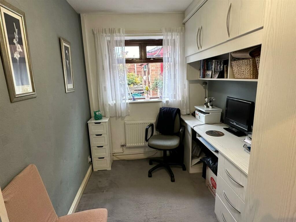 WhatsApp Image 2024-10-09 at 19.49.07_288aa8cc.jpg