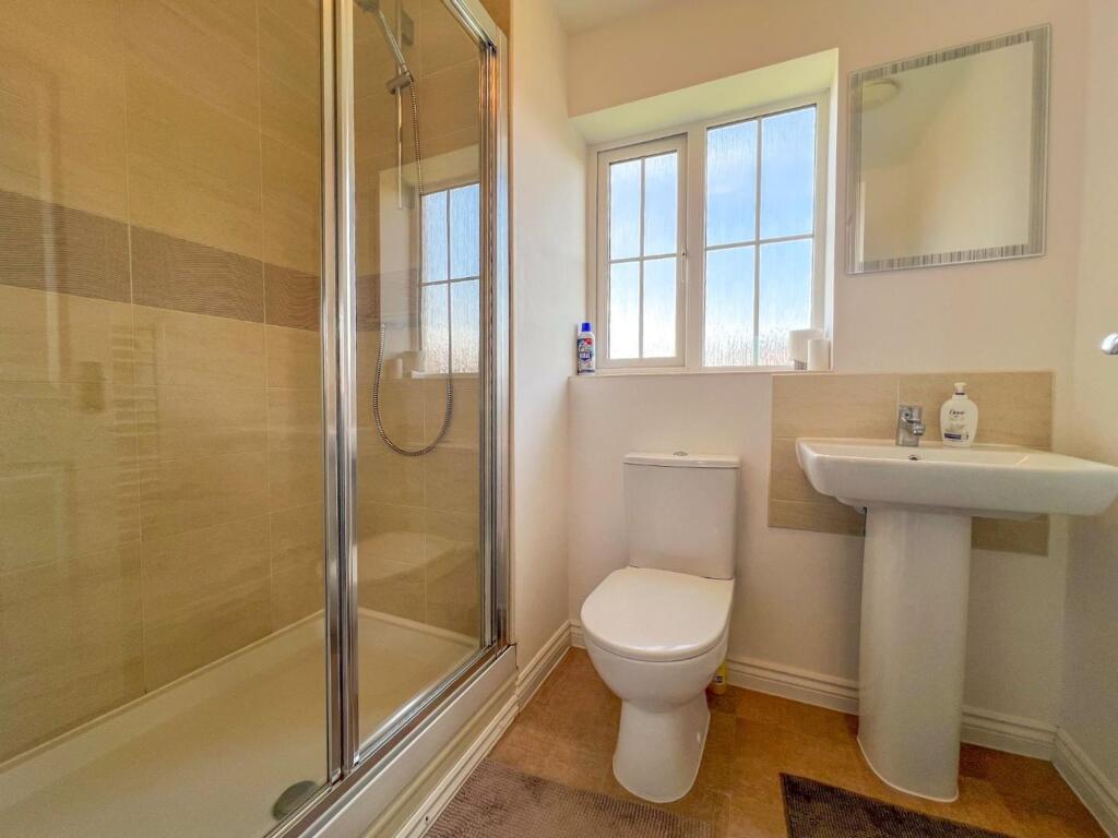 Lower Farm Way - Image-7.jpg