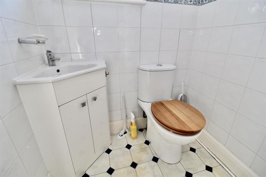 Upstairs WC