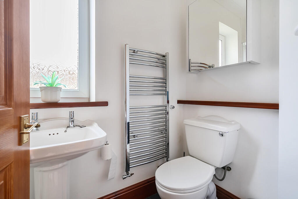 Bedroom 1 Ensuite