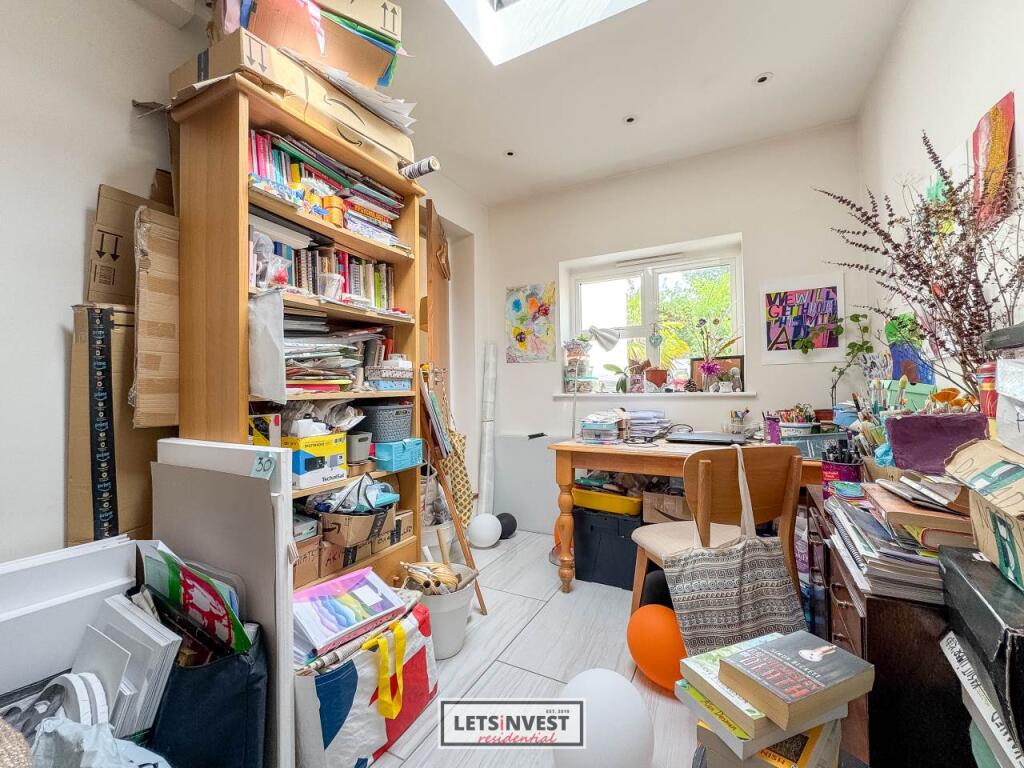 1 Hillside Road-30