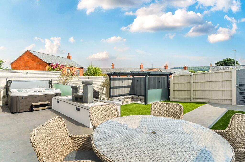 1330375-4-688d78e...