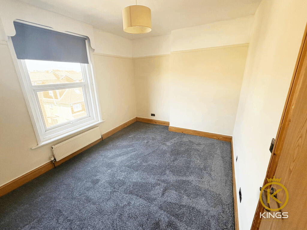 18A ELPHINSTONE R...
