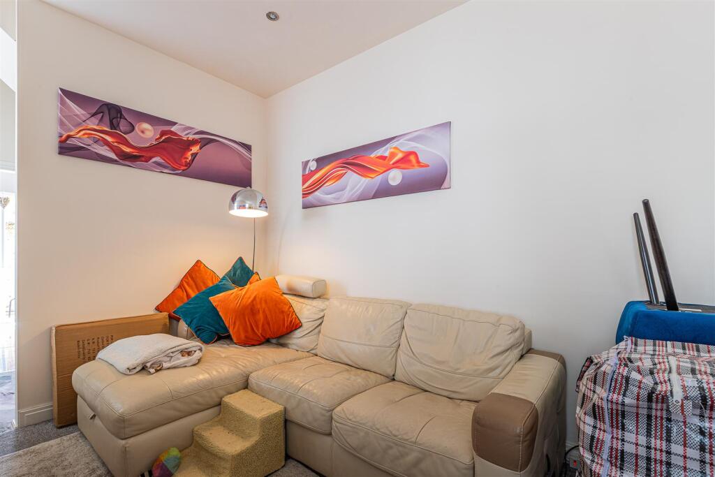 Rawden Place 1, 2-1.jpg