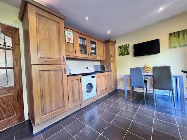 Kitchen Alt c - New.jpg