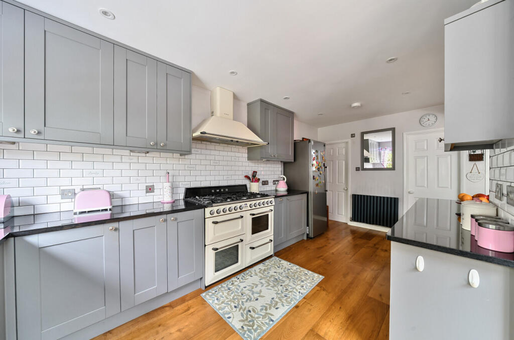 11-1303827-11-684...