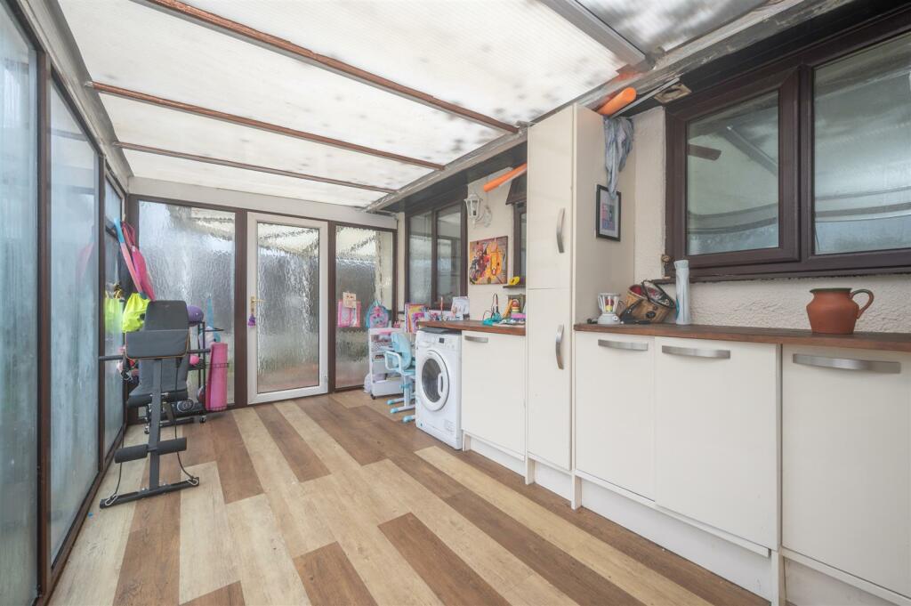 Conservatory/Utility Room