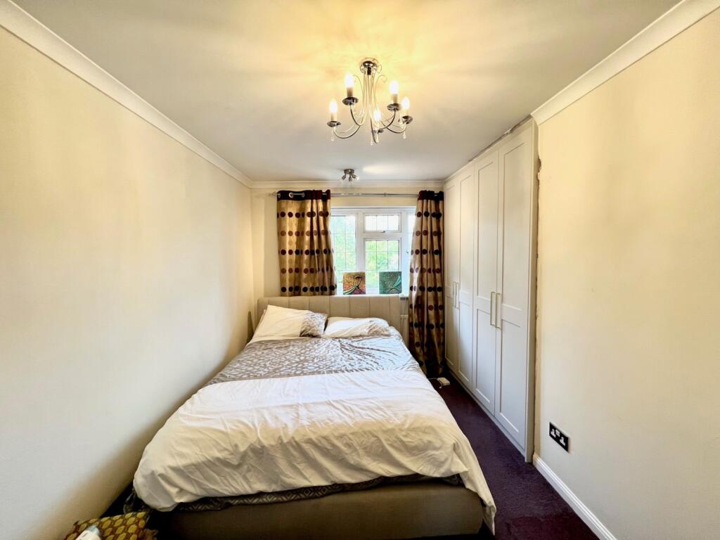 10 Rydal Way BEDROOM NEW