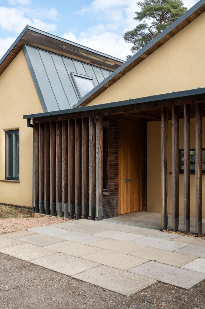 269138 - Whinwhistle Road, East Wellow SO51 6BH...