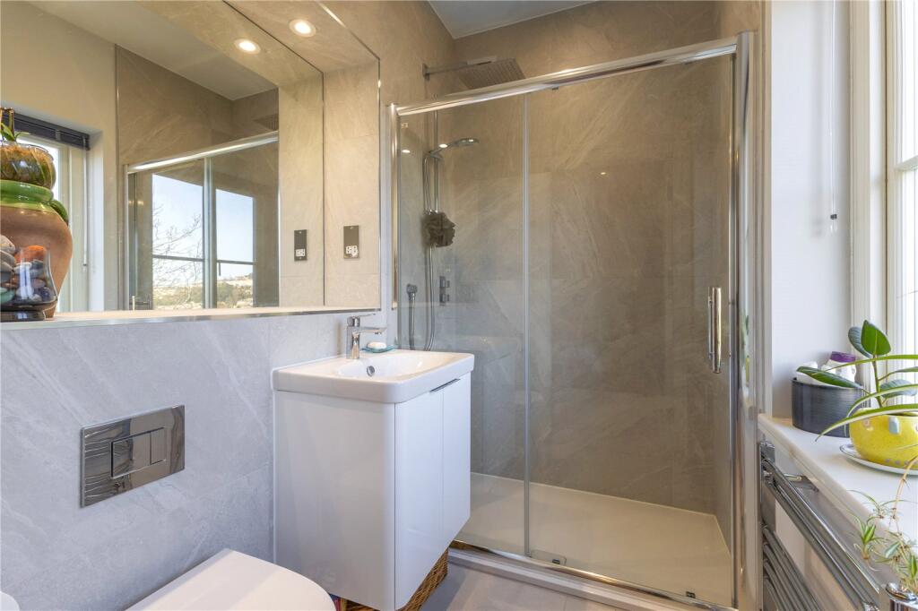 Ensuite Shower Room