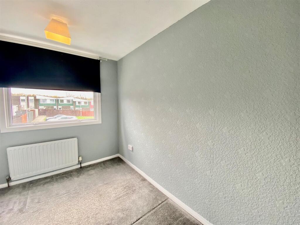 Bedroom 3 2.jpg